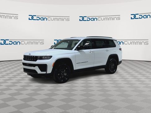 New 2026 Jeep Grand Cherokee L 4WD image 4