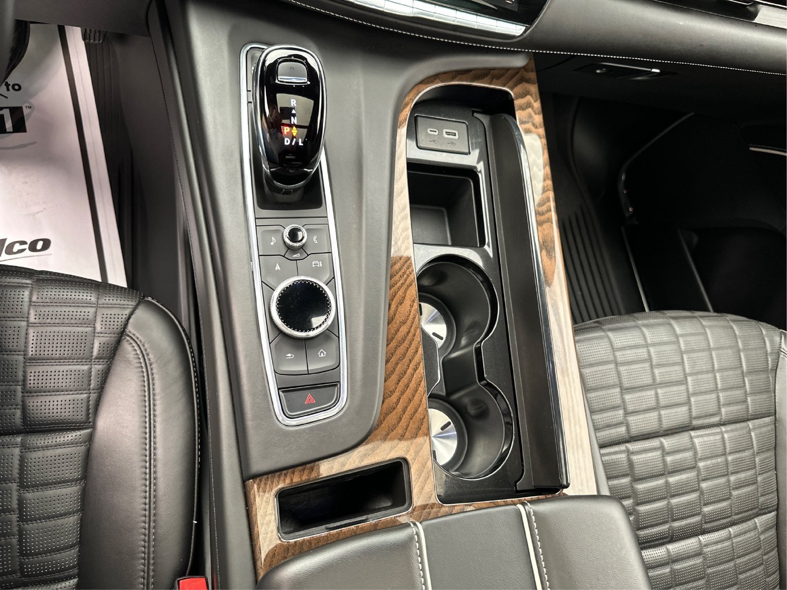 Certified 2023 Cadillac Escalade Sport Platinum w/ LPO, Floor Liner Package AWD/4WD image 17
