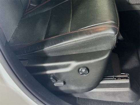 Used 2024 Dodge Durango GT image 23