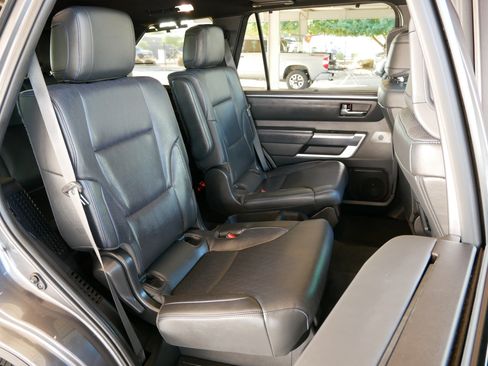 Used 2023 Toyota Sequoia 4WD image 14