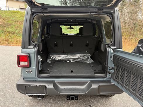 New 2026 Jeep Wrangler Unlimited Sport image 17