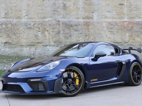 Used 2025 Porsche 718 Cayman GT4 RS image 3
