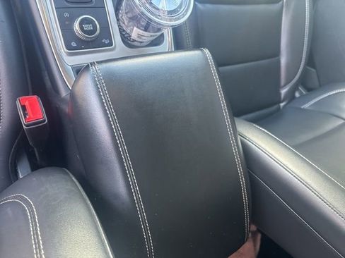 Used 2021 Ford Explorer XLT w/ Equipment Group 202A image 26