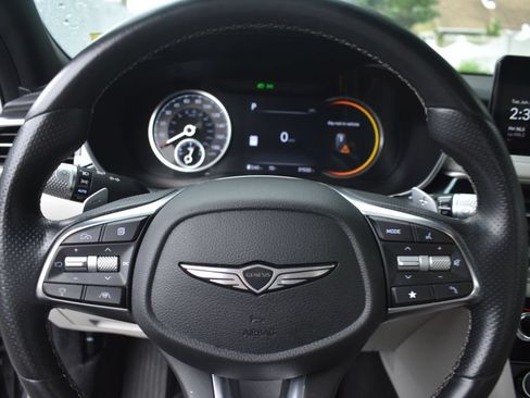 Used 2025 Genesis G70 2.5T AWD/4WD image 14