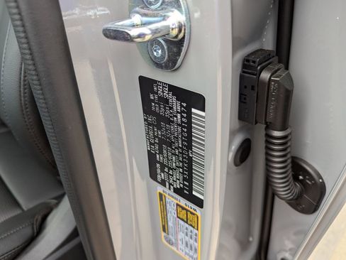 New 2026 Kia Sportage EX image 33