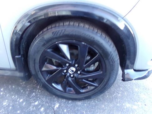 Used 2022 Honda HR-V Sport image 25