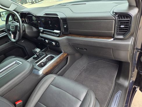 Certified 2022 GMC Sierra 1500 SLT AWD/4WD image 25
