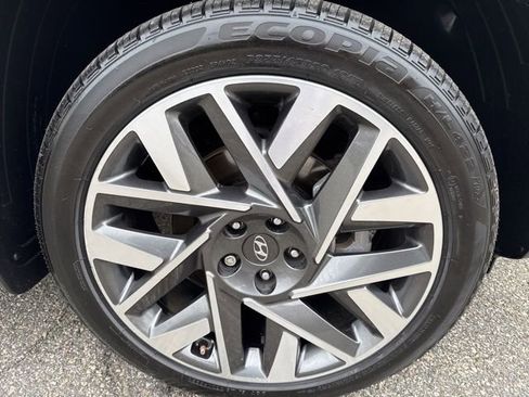 Certified 2023 Hyundai Santa Fe Calligraphy image 15