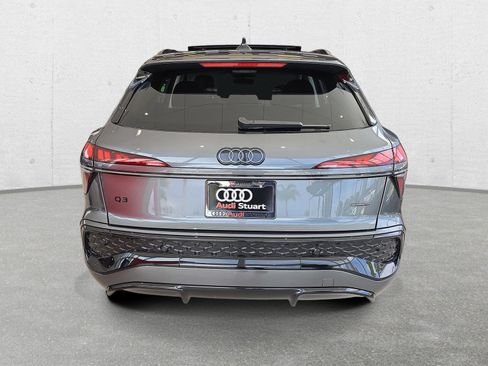 New 2026 Audi Q3 quattro 2.0T AWD/4WD image 5