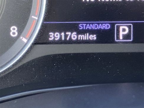 Certified 2022 INFINITI QX55 Luxe w/ Cargo Package image 34