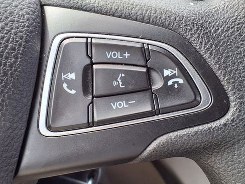 Used 2018 Ford Escape SE image 23