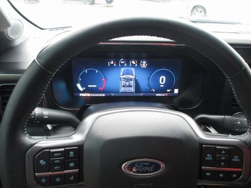 Used 2023 Ford F350 Lariat w/ Lariat Ultimate Package image 30