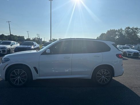 Used 2022 BMW X5 M50i w/ Executive Package AWD/4WD image 4