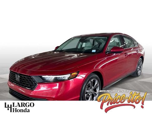 Used 2023 Honda Accord EX image 1