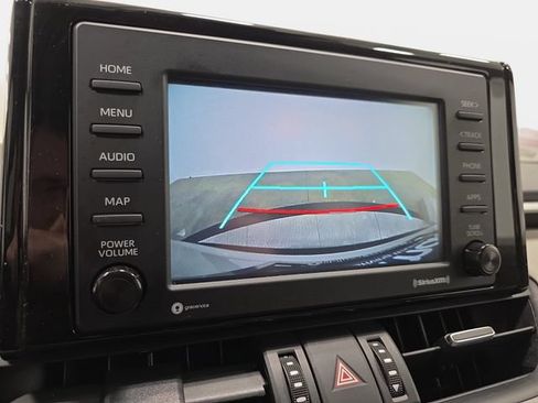Certified 2021 Toyota RAV4 XLE Premium AWD/4WD image 18
