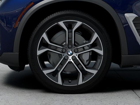 Used 2026 BMW X5 xDrive40i AWD/4WD image 7