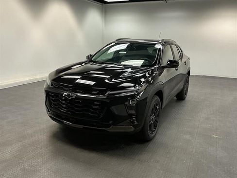 New 2026 Chevrolet Trax ACTIV w/ Driver Confidence Package FWD image 1