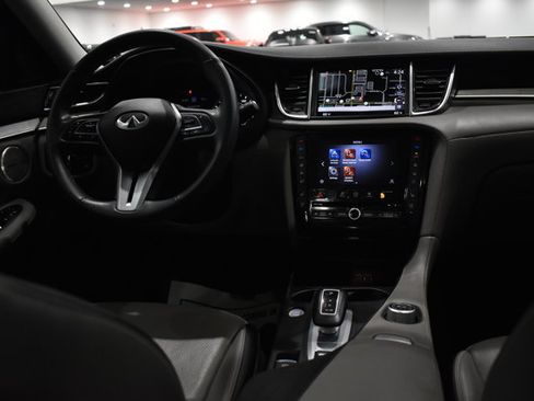 Used 2023 INFINITI QX50 Sensory image 19