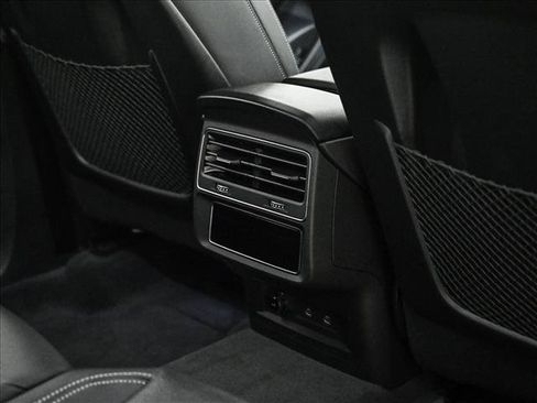 New 2026 Audi Q8 Premium Plus AWD/4WD image 18