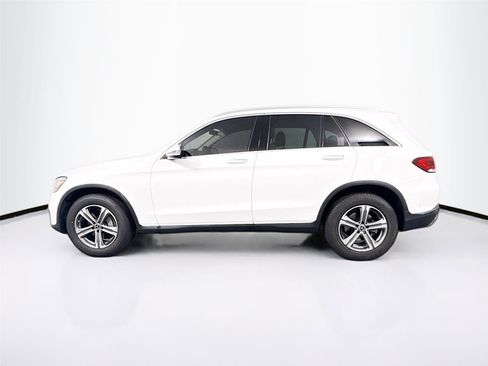 Used 2021 Mercedes-Benz GLC 300 image 27