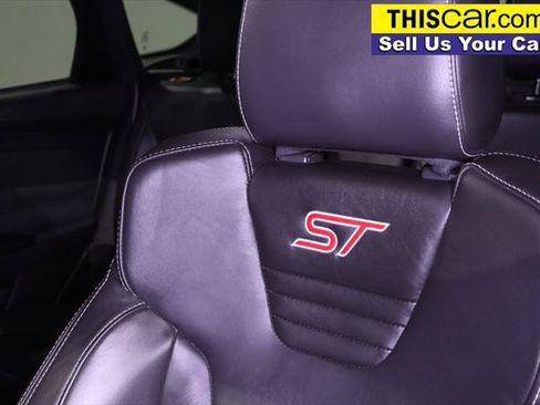 Used 2015 Ford Focus ST w/ Equipment Group 402A FWD image 31