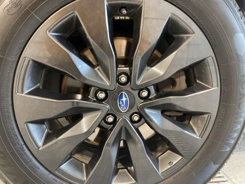 Used 2023 Subaru Outback Onyx Edition image 5