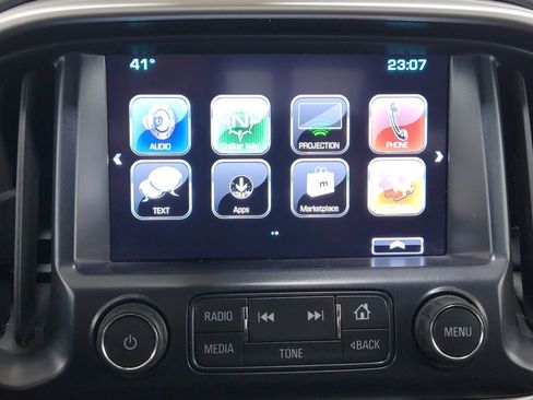 Used 2018 GMC Canyon SLE w/ SLE Convenience Package image 18