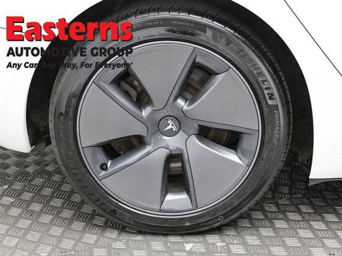 Used 2023 Tesla Model 3 Standard Range image 27