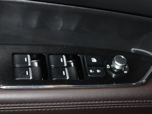 Used 2023 MAZDA CX-5 Signature image 9