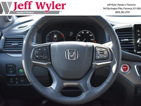 New 2025 Honda Ridgeline RTL image 14