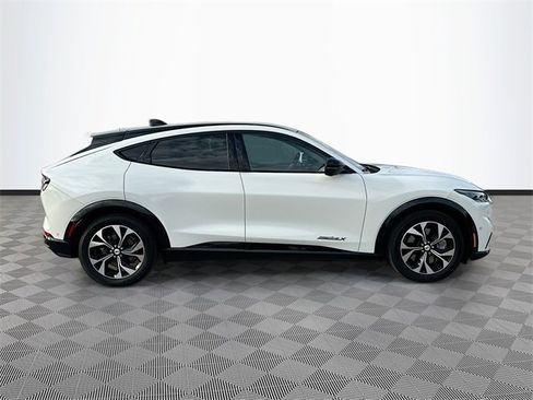 Used 2023 Ford Mustang Mach-E Premium image 8