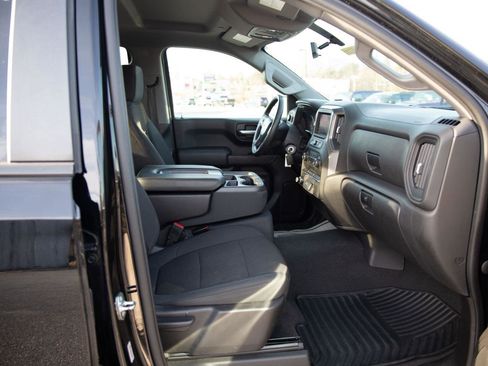 Used 2021 Chevrolet Silverado 1500 Custom Trail Boss image 22