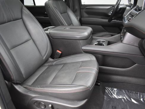 Used 2021 Chevrolet Tahoe RST w/ Luxury Package image 35