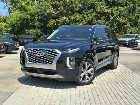 Used 2021 Hyundai Palisade Limited w/ Cargo Package FWD image 1
