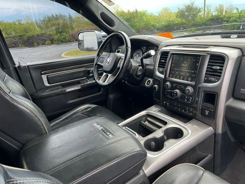 Used 2017 RAM 2500 Limited AWD/4WD image 9