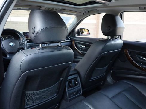 Used 2013 BMW 328i xDrive Sedan image 17