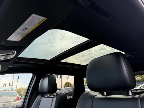 Used 2019 Jeep Grand Cherokee Limited X image 18