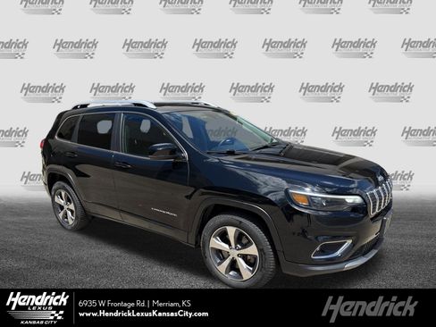 Used 2019 Jeep Cherokee Limited w/ Luxury Group AWD/4WD image 1
