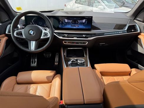 Certified 2024 BMW X5 xDrive40i w/ M Sport Package AWD/4WD image 11