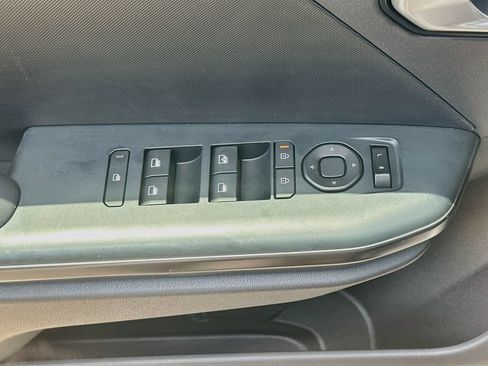 New 2026 Kia K4 FWD image 17