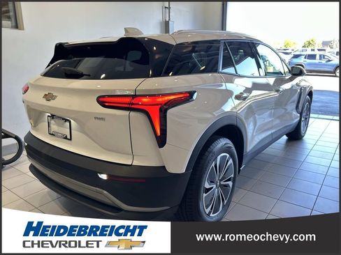 Used 2024 Chevrolet Blazer EV LT AWD/4WD image 4