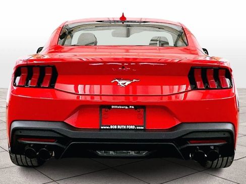 New 2026 Ford Mustang Coupe image 4