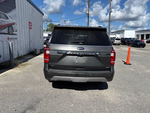 Used 2020 Ford Expedition XLT w/ Equipment Group 202A AWD/4WD image 7