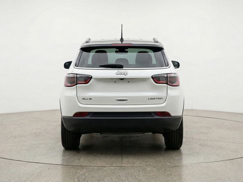 Used 2025 Jeep Compass Limited image 6