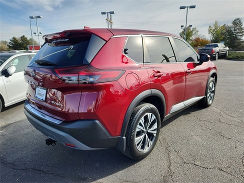Certified 2023 Nissan Rogue SV image 3