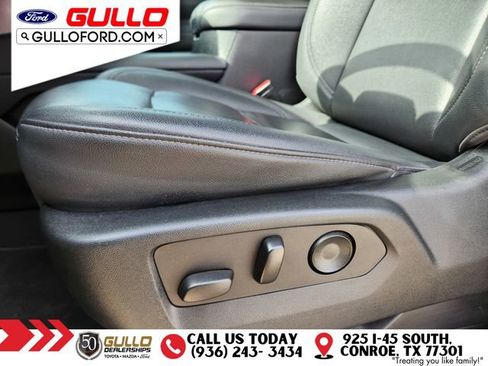 Used 2022 Chevrolet Tahoe Z71 w/ Luxury Package AWD/4WD image 23