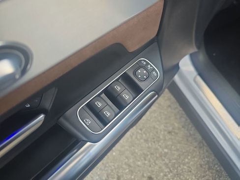 New 2026 Mercedes-Benz GLA 250 GLA 250 image 11