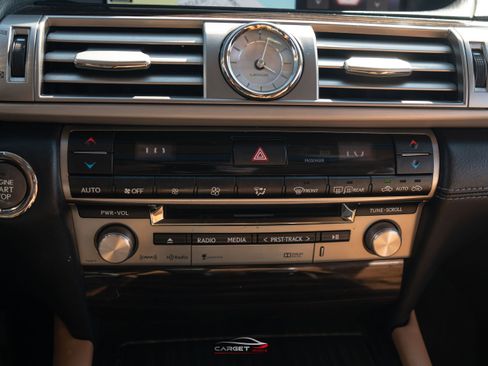 Used 2015 Lexus LS 460 AWD w/ Comfort Package image 31