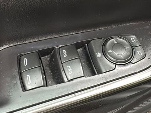 Used 2020 GMC Acadia SLT w/ Trailering Package AWD/4WD image 11