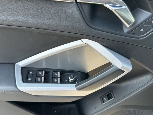 Used 2021 Audi Q3 2.0T Premium w/ 19" Wheel Package image 17